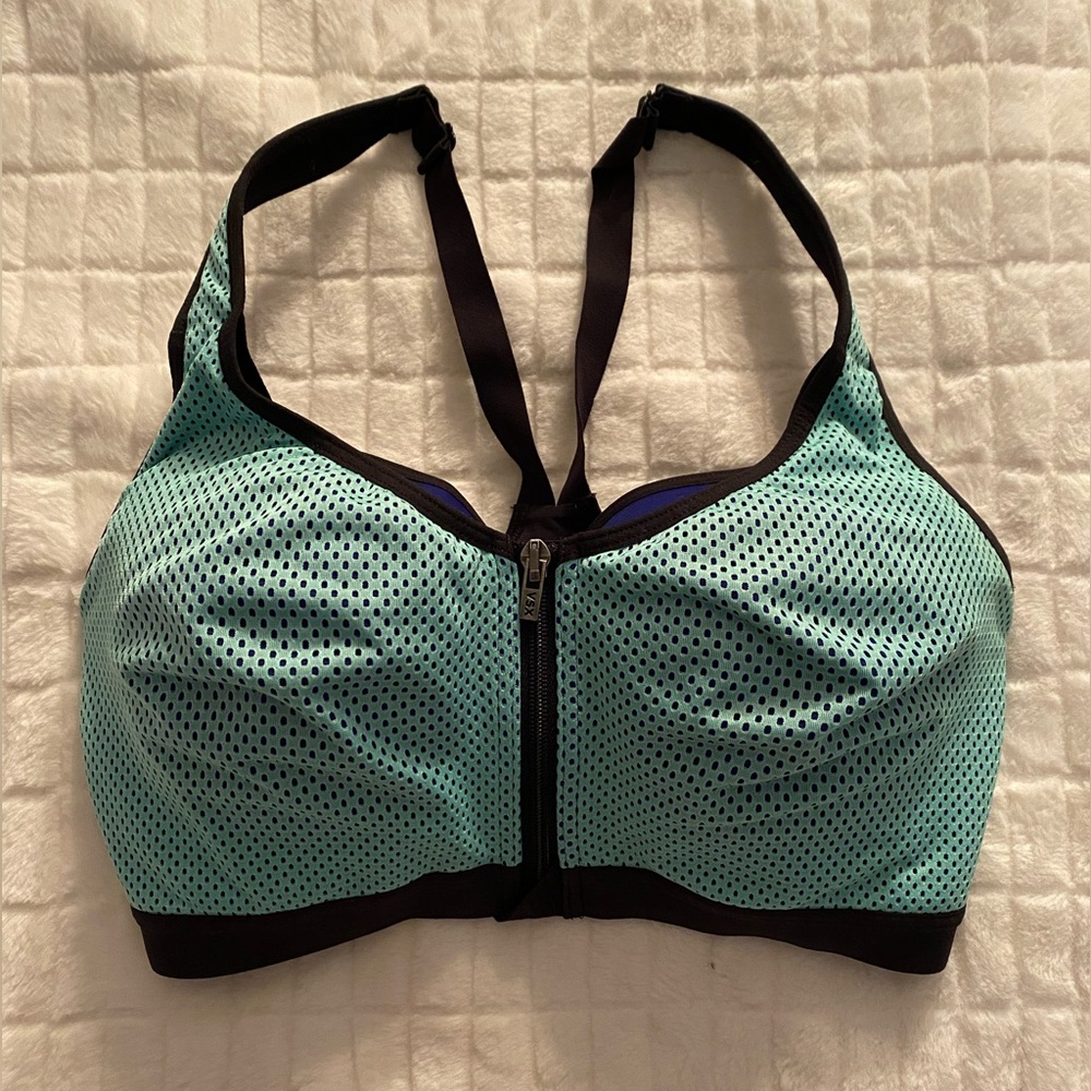 Victoria’s Secret Sports Bra 34DD